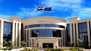 إتخاذ الإجراءات القانونيـة حيـال 3...