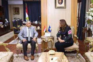 محافظ دمياط تستقبل رئيس الأكاديمية...