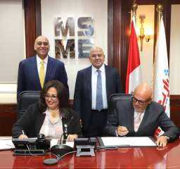 جهاز تنمية المشروعات يوقع عقد...