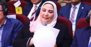 وزيرة التضامن: تقديم خدمات متكاملة...