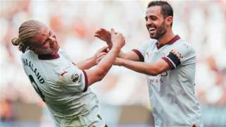 مانشستر سيتي يقلب تأخره بفوز...