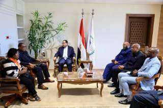 رئيس التنظيم والإدارة يستقبل وفدا...