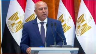 وزير النقل: ربط الخط الثاني...
