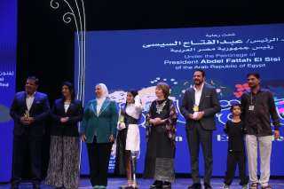 وزيرتا الثقافة والتضامن تشهدان افتتاح...