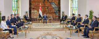 الرئيس السيسى يستقبل وفدا صينيا...