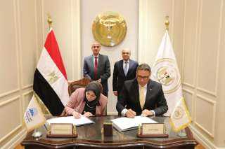 وزير العدل ورئيس الجهاز المركزي...