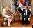 وزير التجارة والصناعة يستقبل وزيرة...
