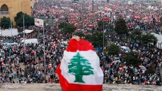 المبعوث الفرنسي إلى لبنان يدعو...
