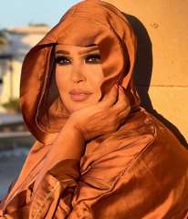 فيفي عبده تخطف الأنظار بإطلالة...