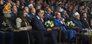 الرئيس السيسي: الأمة تنهض بالبناء...