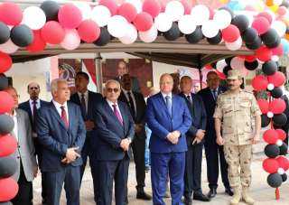 وزير التربية والتعليم ومحافظ القاهرة...