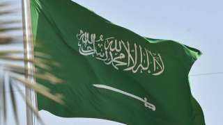 السعودية تدعو لوقف التصعيد بين...