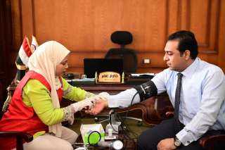 100 يوم صحة تواصل فاعليتها...