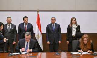 مدبولى يشهد توقيع بروتوكول تعاون...