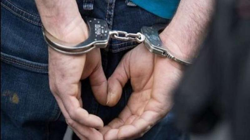 القبض على شخص - أرشيفية