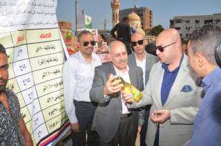 محافظ بني سويف يتفقد منافذ...