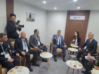 وزير الإنتاج الحربي يلتقي وزير...