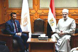 وزير الشباب والرياضة ووكيل الأزهر...