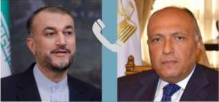 وزير الخارجية يتلقى اتصالاً من...