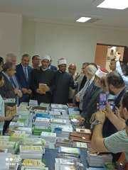 إقبال كبير على إصدارات الأوقاف...