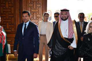 وزير الشباب والرياضة يشهد افتتاح...