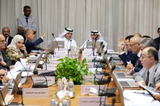 الأمانة العامة تعقد اجتماع تشاوري...