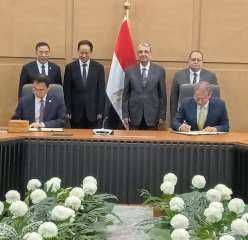 وزير الكهرباء يشهد توقيع مذكرة...