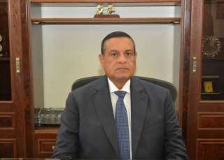 وزير التنمية المحلية يبحث تطوير...