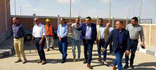 مسئولو ” الإسكان ” يتفقدون...
