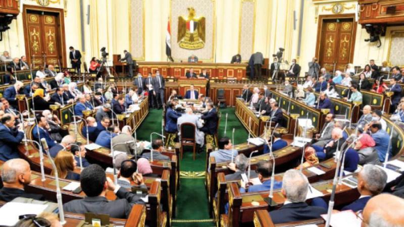 البرلمان يوافق نهائيا على قانون الوكالة المصرية لضمان الصادرات