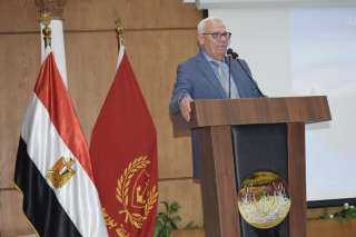 محافظ بورسعيد يترأس اجتماع اللجنة...