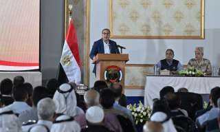 رئيس الوزراء يبدأ زيارة موسعة...