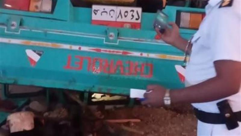 انقلاب سيارة ربع نقل بأسيوط
