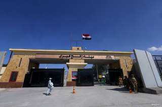 بدء خروج الفلسطينيين مزدوجى الجنسية...