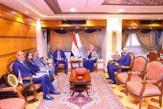 القباج تستقبل رئيس البورصة المصرية...