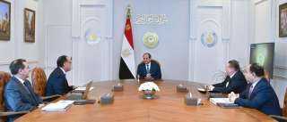 الرئيس السيسى يتابع عدد من...