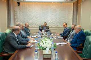 وزير الإنتاج الحربي يبحث إمكانية...