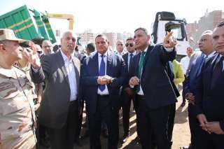 وزير التنمية المحلية ومحافظ الدقهلية...