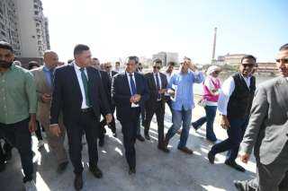 وزير التنمية المحلية ومحافظ الدقهلية...