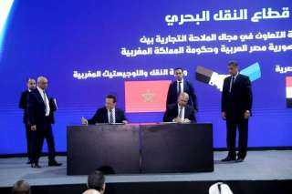 وزير النقل ونظيره المغربي يوقعان...