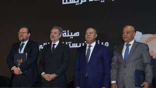كامل الوزير يشهد توقيع 3...