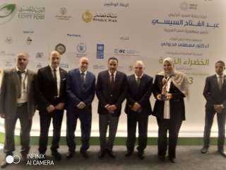 محافظ مطروح يشارك في المؤتمر...