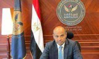 ”الشيخ” يستعرض دور البورصة فى...