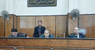 إحالة أوراق المتهم بقتل شاب...