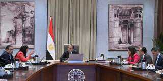 رئيس الوزراء يتابع مع وزيرة...