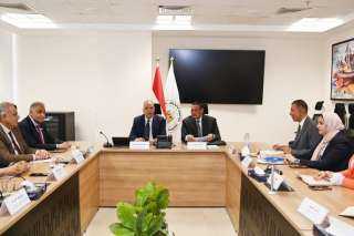 وزيرا الموارد المائية والري والتنمية...