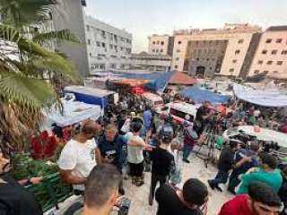 أطباء مستشفى الشفاء فى غزة...