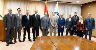 وزير البترول: مناخ العمل بسوق...