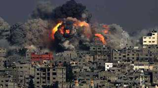استشهاد 6 فلسطينيين بينهم 3...