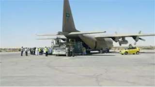 وصول 4 طائرات مساعدات إلى...